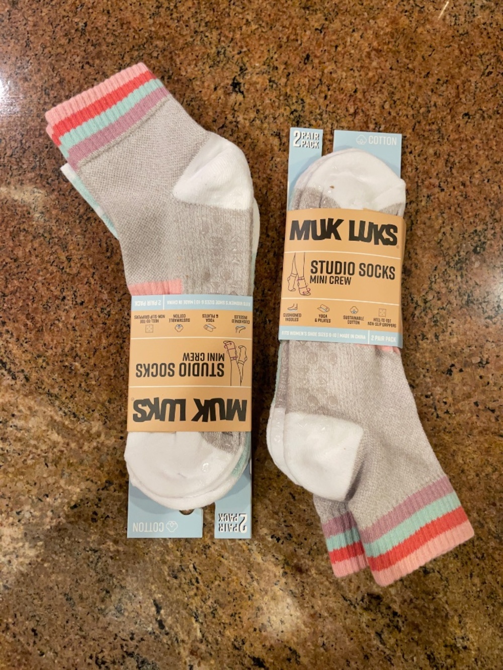 NWT!  Muk luks Mini Crew Studio Socks  6 Pair Size: 6-10